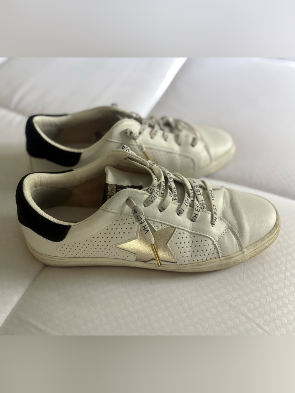 Vintage Havana White Leather Sneakers with Gold Star Accent